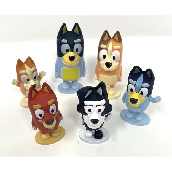 Bluey Other - Bluey & Friends Figures Lot of 6, Bingo Mom Chilli Dad Bandit Rusty Mackenzie